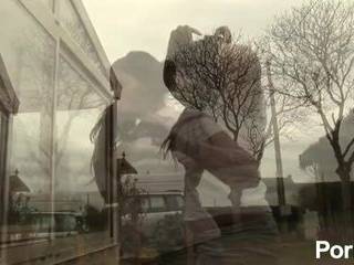 Секс кончают на лицо