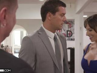 Порно публичное унижение смотреть онлайн